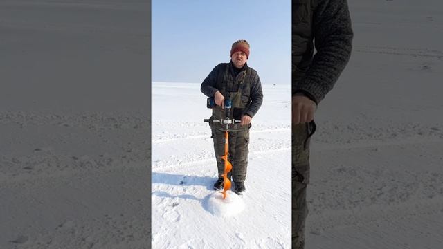 Самодельный редуктор для ледобура, из стартера. смотреть онлайн