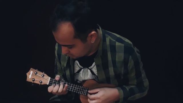 Hector Aguilera - Skin and Bones (Ukulele Cover) смотреть онлайн