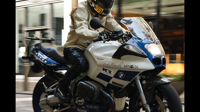 Canon EOS R3に追加された機能「流し撮りアシスト」の効果は？ смотреть онлайн