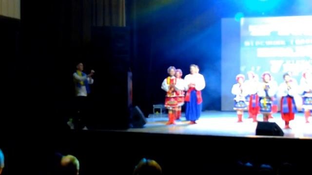 Озброєні танцем непереможні "Вітамінчики". Гопак. смотреть онлайн