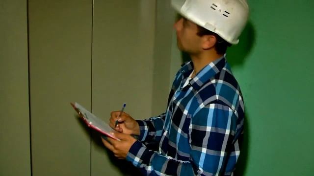 В многоквартирных домах Твери проводится замена лифтового оборудования смотреть онлайн