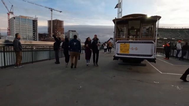 Bay Area Sports - Virtual walking tour of Oracle Park, the home of the San Francisco Giants. смотреть онлайн