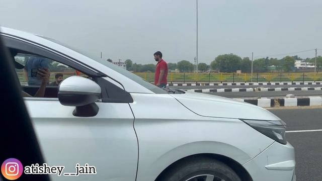 Honda City Hybrid VS Honda City Petrol | ECVT VS Manual | 23.4 Lakh VS 17 Lakh |? VS ⛽️| Unexpected