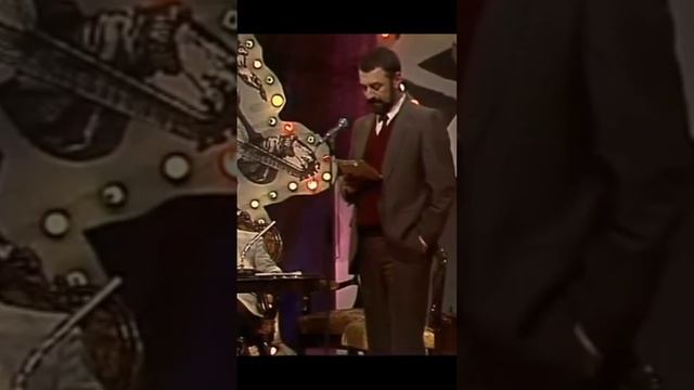 Григорий Горин "Почему повязка на ноге" (Вертикальное Видео) смотреть онлайн