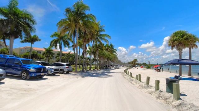 Driving Around Fort Pierce, Florida A1A at South Causeway Beach Park - 4K смотреть онлайн