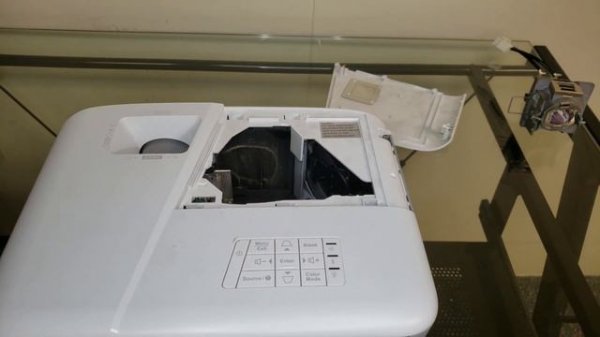 ViewSonic PA503X Bulb Replacement Tutorial