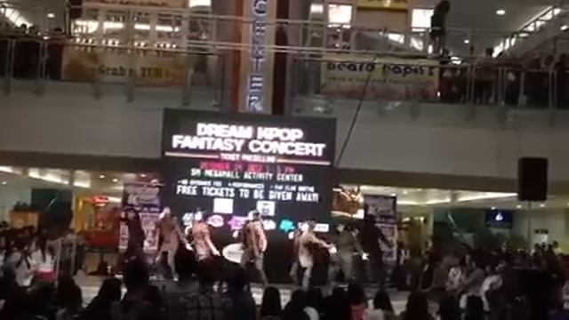 [Infinite CG] G-Se7en at SM Megamall Activity Center DKFC смотреть онлайн