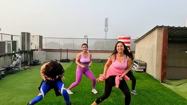 Zumba fitness | C WOW смотреть онлайн