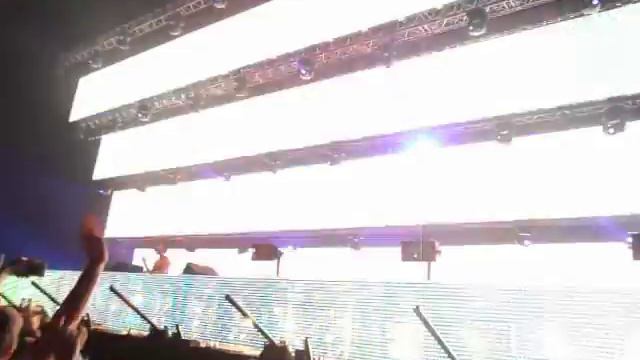 HAPPY BIRTHDAY RADIO RECORD 2012 СКК Tiesto смотреть онлайн