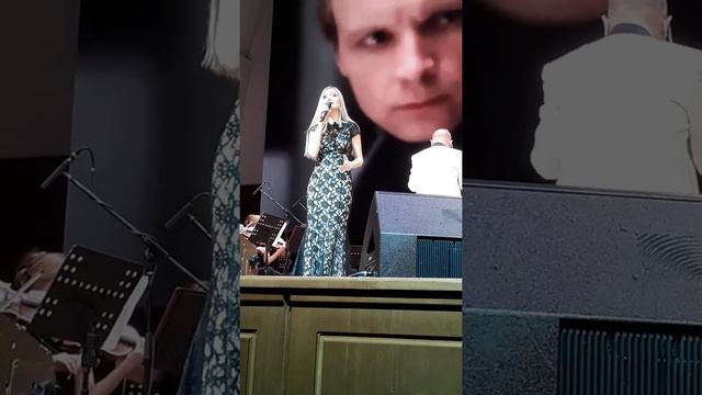 "Мне нравится, что Вы больны не мной" 💘 поет Кристина Закирова. смотреть онлайн