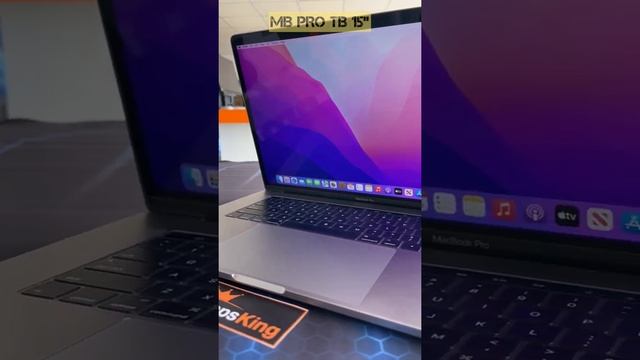 MacBook Pro Touchbar i7 15 inch Radeon Pro 455 Laptop Preview смотреть онлайн