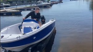 Правильный и легкий способ загнать катер на прицеп