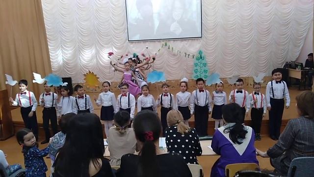 Привет, весна! 7школа 2 в, г. Якутск смотреть онлайн