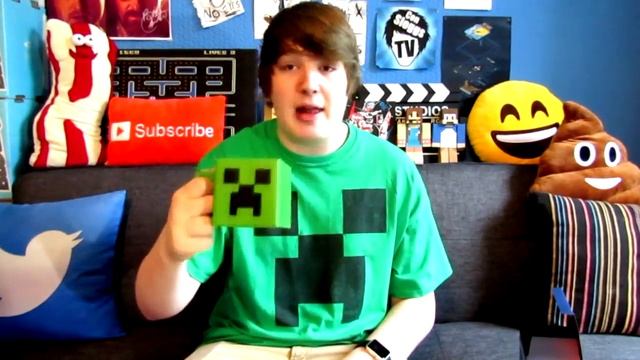 ALL MY MINECRAFT MERCH! смотреть онлайн
