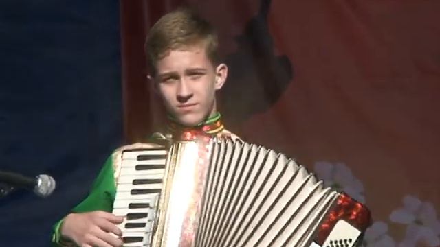Никита Никитин поздравляет ветеранов с 70 лет Великой Победы 09.05.15 смотреть онлайн