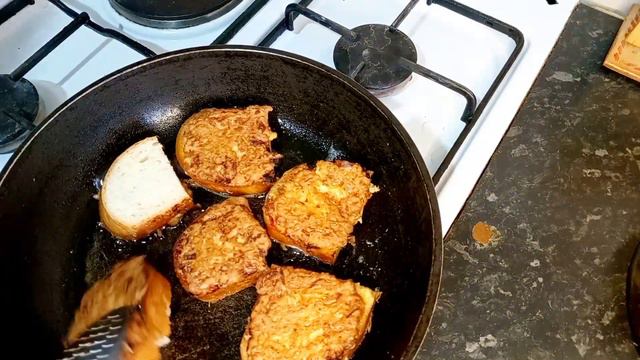 Всего 3 ингредиента, вкусно, быстро и просто 😋 2 вида бутерброда за считанные минуты🔥👍 смотреть онлайн