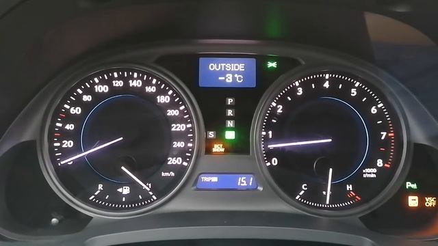 Lexus IS250. Плавают обороты при включении зимнего режима.