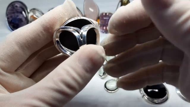 ? СЕРЕБРО ? УРАЛЬСКИЕ САМОЦВЕТЫ ? НАТУРАЛЬНЫЕ КАМНИ ? КОЛЛЕКЦИЯ смотреть онлайн