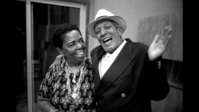 Cesaria Evora & Compay Segundo - Lagrimas Negras смотреть онлайн