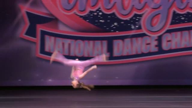 Kaelyn Pettis- "Let's Go Party" смотреть онлайн