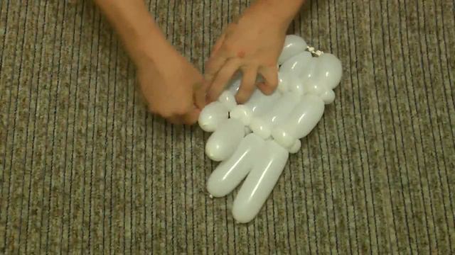 Dove of balloons Twisting смотреть онлайн