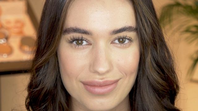 Introducing Intense Day to Night Buildable Volumising Mascara смотреть онлайн