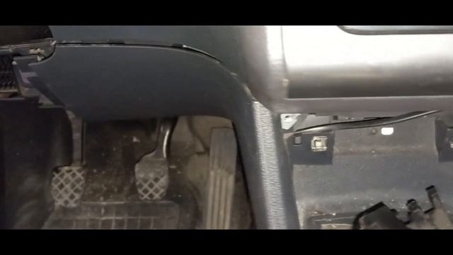 Installation of daytime running lights 905 HP 125mm-LED-OSRAM on Volkswagen Touran смотреть онлайн