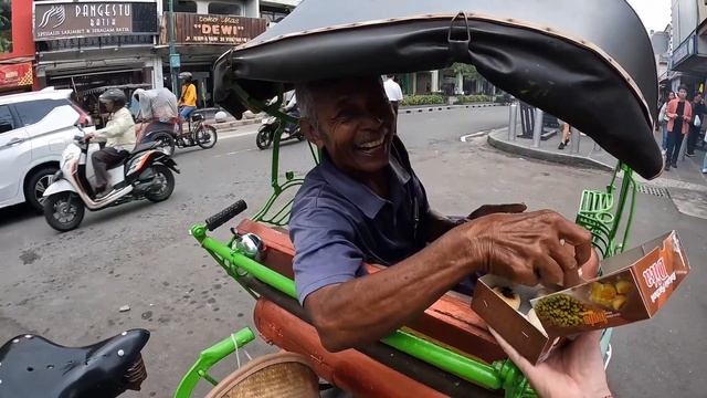 $0.00 Bakpia Snacks in Yogyakarta, Indonesia ?? смотреть онлайн
