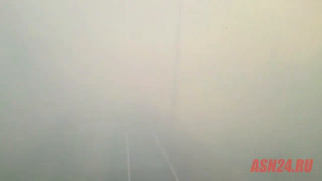 Поезд едет через горящий лес смотреть онлайн