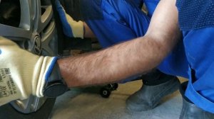 Как определить  состояние шаровой опоры VAG на примере Skoda А5