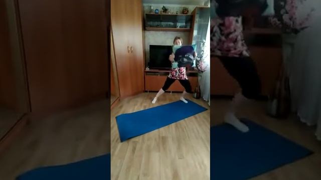ОРУ с подушкой, для старшего дошкольного возраста. Инструктор Близнецова О. В смотреть онлайн