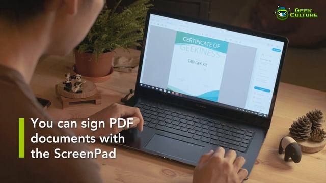 Geek's Guide to the ASUS ZenBook Pro 15 (UX580) ScreenPad смотреть онлайн