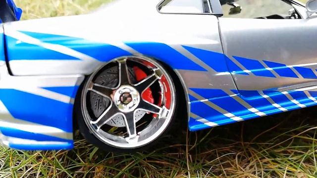 Обзор машинки Ниссан Скайлайн (Nissan Skyline) на соревнованиях по картингу. смотреть онлайн