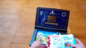 Обзор игрушечного ноутбука "Всезнайка" Хочу всё знать"