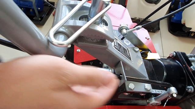 Мотоблок ЗУБР МТШ-700 - Домашний трактор!