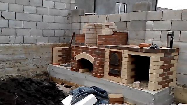 Мангал из клинкерного кирпича в Молдавии!