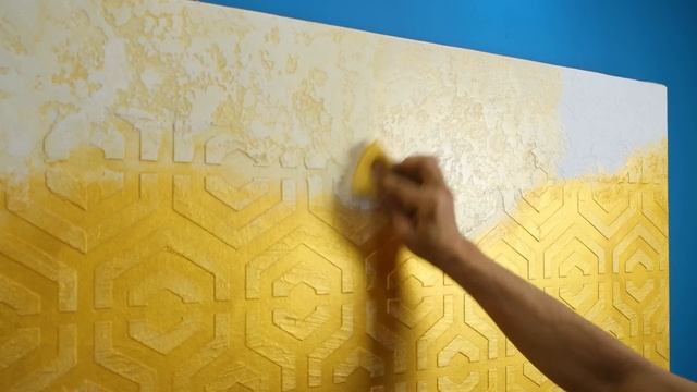 With the stencil, a creative way to make wall decor in an abstract style смотреть онлайн