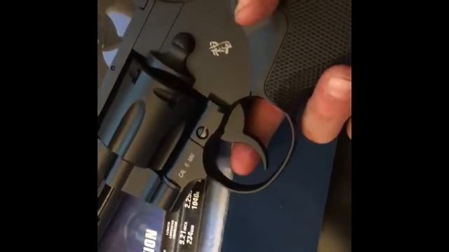 Unboxing Of The Colt Python 357 смотреть онлайн