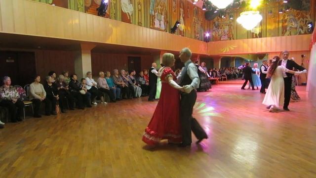 Вальс Миньон. Осенний бал в ДК Вороново 30.11.19 смотреть онлайн