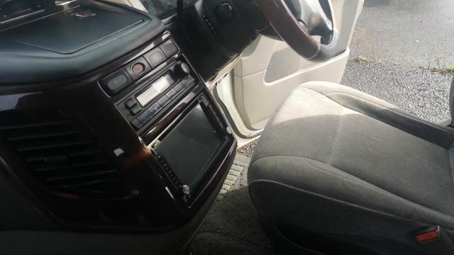 Nissan Elgrand E50 1997 inside смотреть онлайн