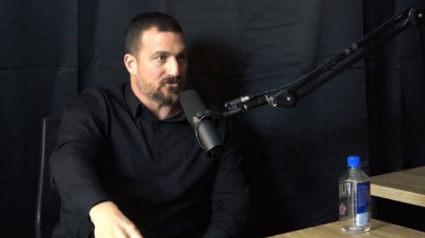 Andrew Huberman: Sleep, Dreams, Creativity, Fasting, and Neuroplasticity | Lex Fridman Podcast #164