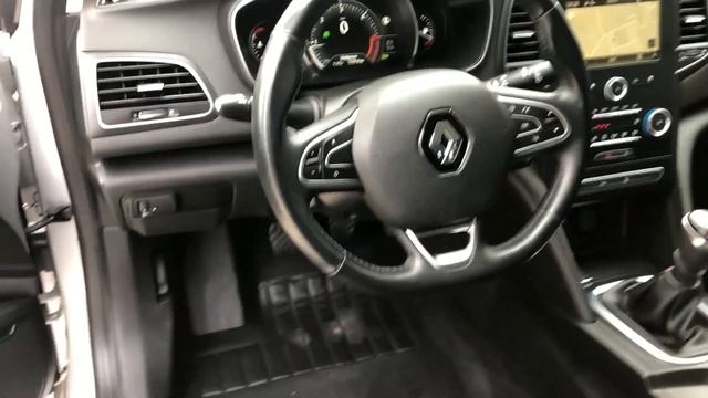 Renault Megane Grandtour 1.5 dCi смотреть онлайн