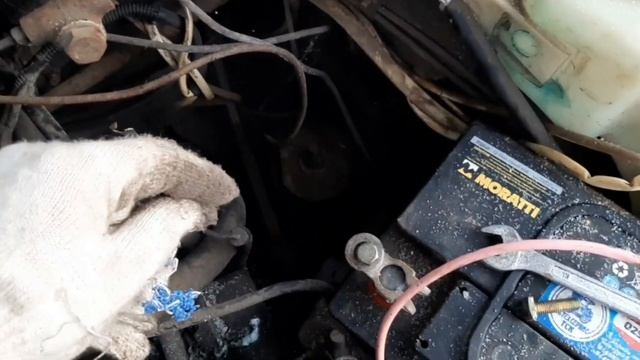 заглохла, не пускается двигатель, не работает бензонасос. смотреть онлайн