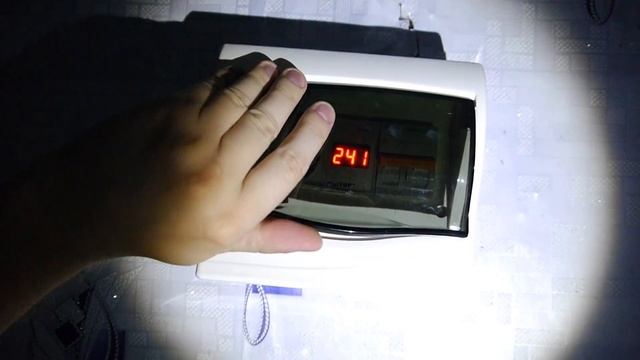 Цифровой индикатор напряжения сети переменного тока Вм-1 смотреть онлайн