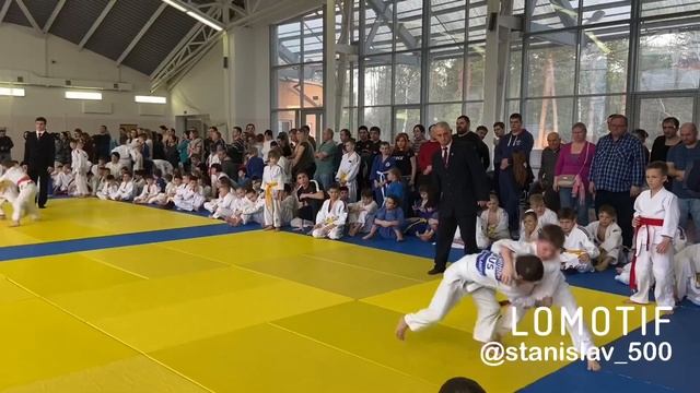 Дзюдо, в финале не получился #подхват ??? #video #ippon #дзюдодети #8лет #лебедевмакс #comment смотреть онлайн