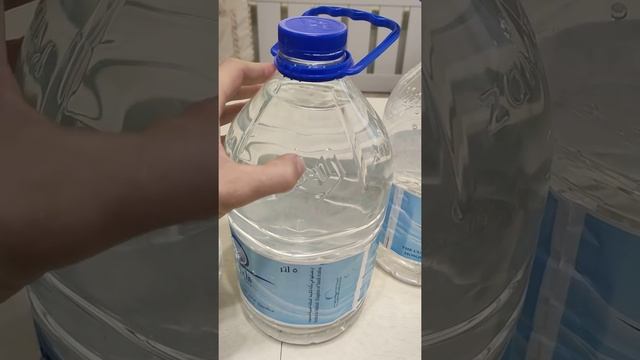 Как отличить настоящую воду Зам-Зам от подделки. Надпись "KAZ-ZamZam"на горловине под кольцом крышк смотреть онлайн