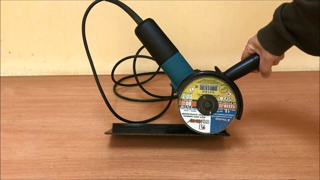 Полезная самоделка для болгарки. Ровный рез на заданную глубину. смотреть онлайн