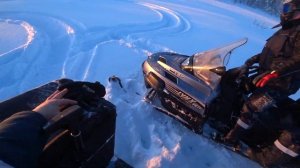 Снегоход LYNX YETI PRO V-800 как он  едет вдвоем +-170 кг  ..