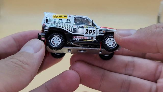 INNO64 MITSUBISHI PAJERO EVOLUTION #205 "PIAA" PARIS-GRANADA - DAKAR RALLY 1998 (4K) смотреть онлайн