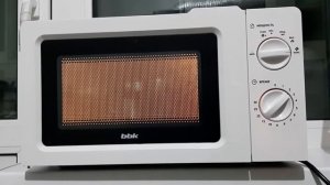 Микроволновая печь BBK 17MWS-781M. Проще некуда